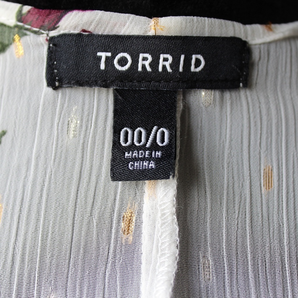 Torrid Floral Kimono with Purple and Pink Accents - Picture 7 of 9